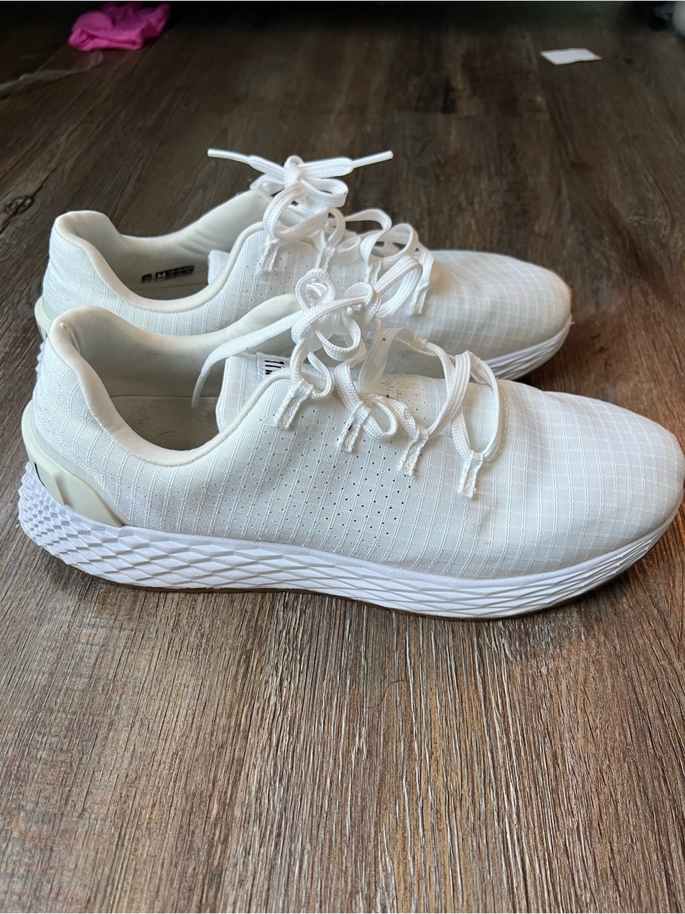 NOBULL Ripstop Runner White Gum Shoes Men’s 10 Women’s 11.5 Training Sneakers